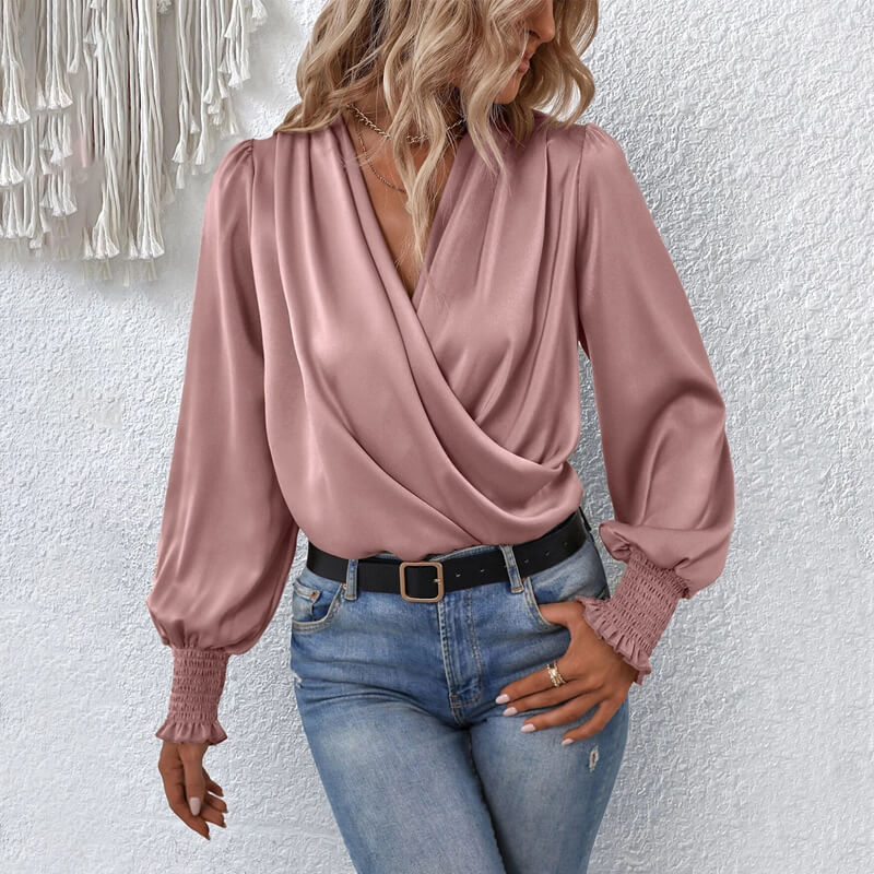 🔥2023 hot sale🔥Women's v-neck lantern sleeve solid color shirt【Buy 2 free shipping】
